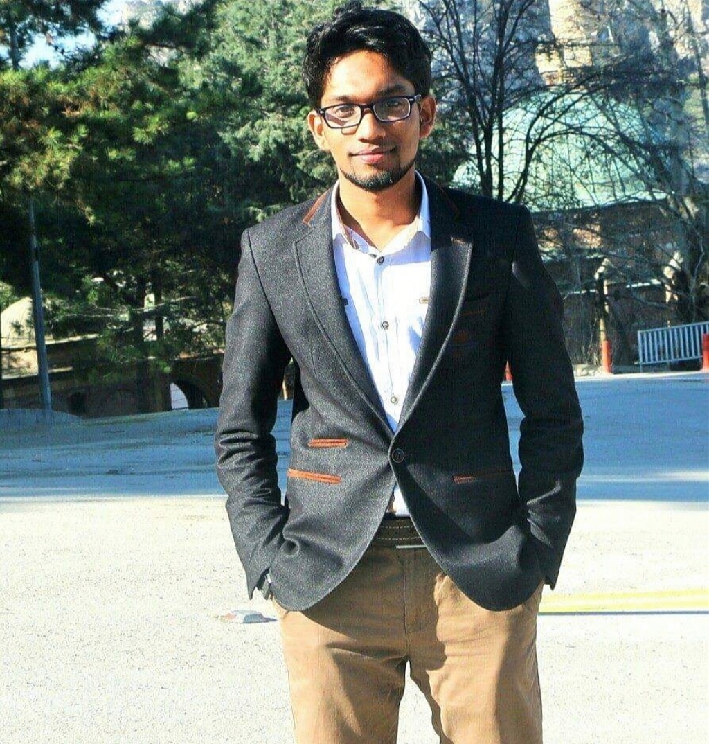 Review Student Photo