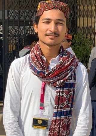 Review Student Photo